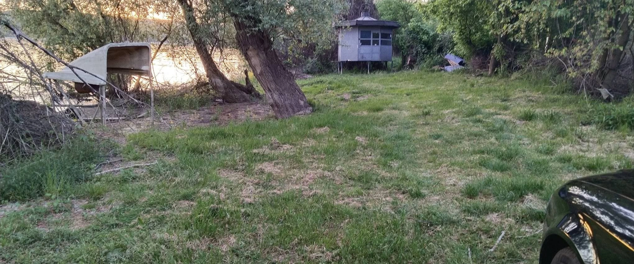 Boljevci, 12 ari, vikend plac