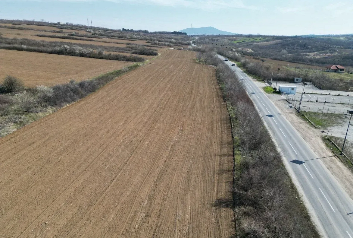 Savska terasa, 63 ari, za više namena