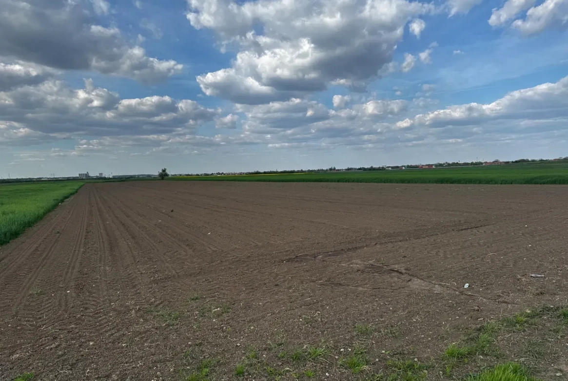 Jakovo, 102 ara, građevinsko zemljište